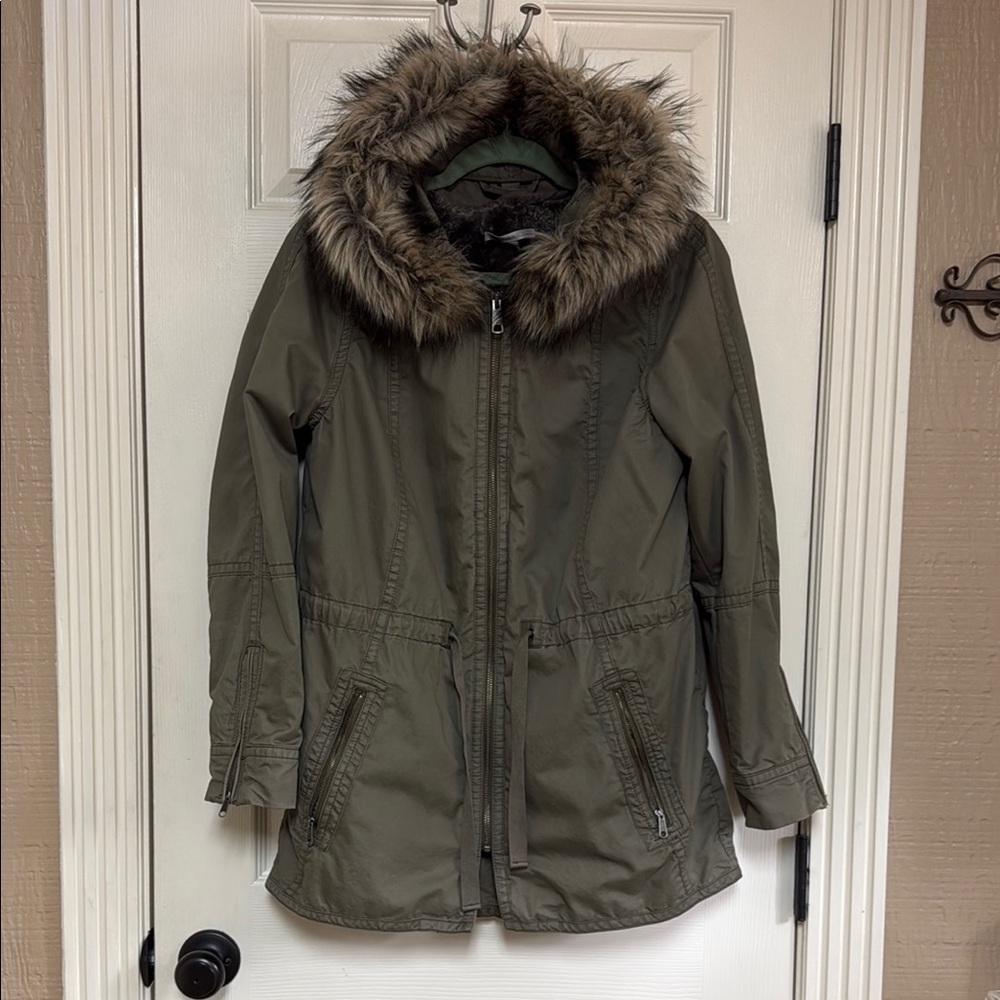 GAP Green Utility Jacket with Fur-Trimmed Hood